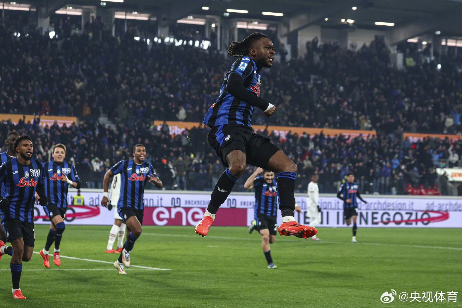 当哨声响起 当哨声响起