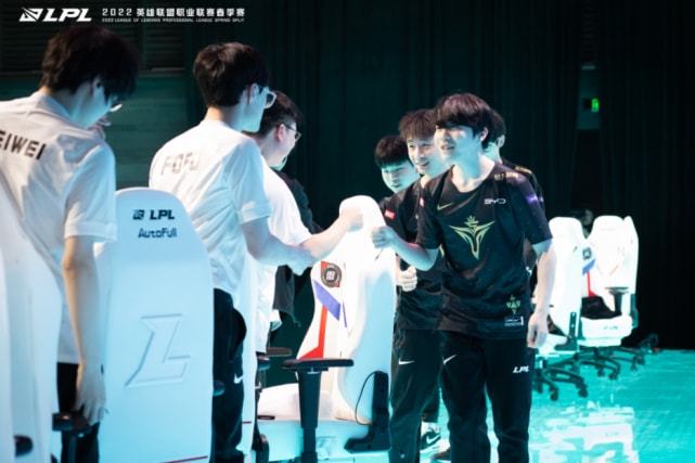 线作为主要 线作为主要