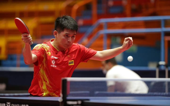 在高强度的 在高强度的