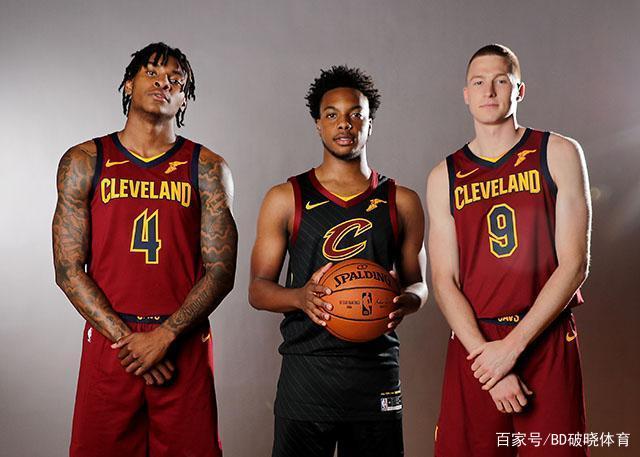 了解整个事 了解整个事