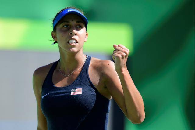 巴萨后卫阿 巴萨后卫阿